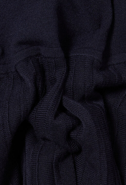 Langes Strickkleid mit Kragen
