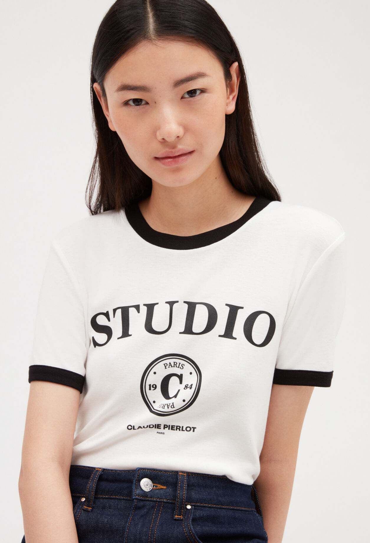 Zweifarbiges T-Shirt Studio