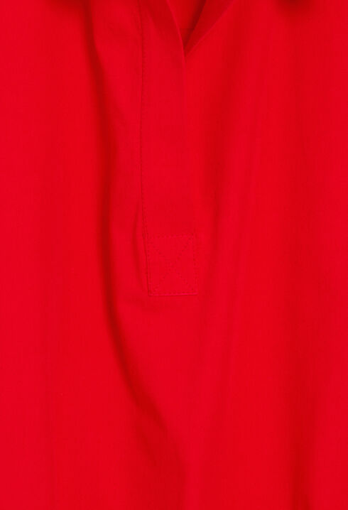 Kurzes Kleid, Polo-Kragen