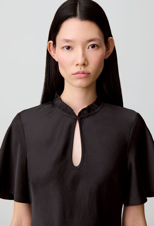 Kurzes Fließendes Kleid