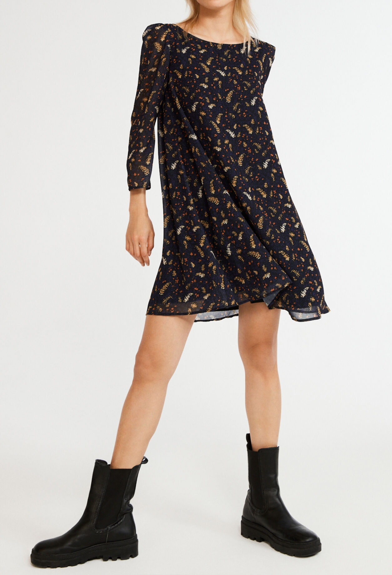 Gemustertes Rififi-Kleid