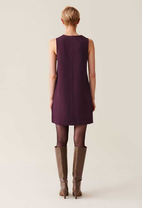 Ärmelloses kurzes Kleid