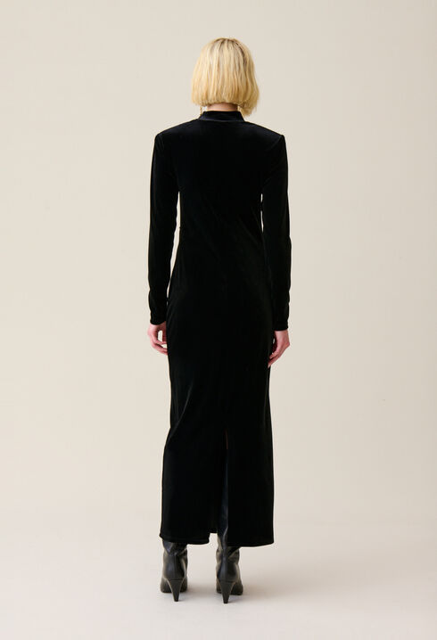 Schwarzes, tailliertes Samtkleid