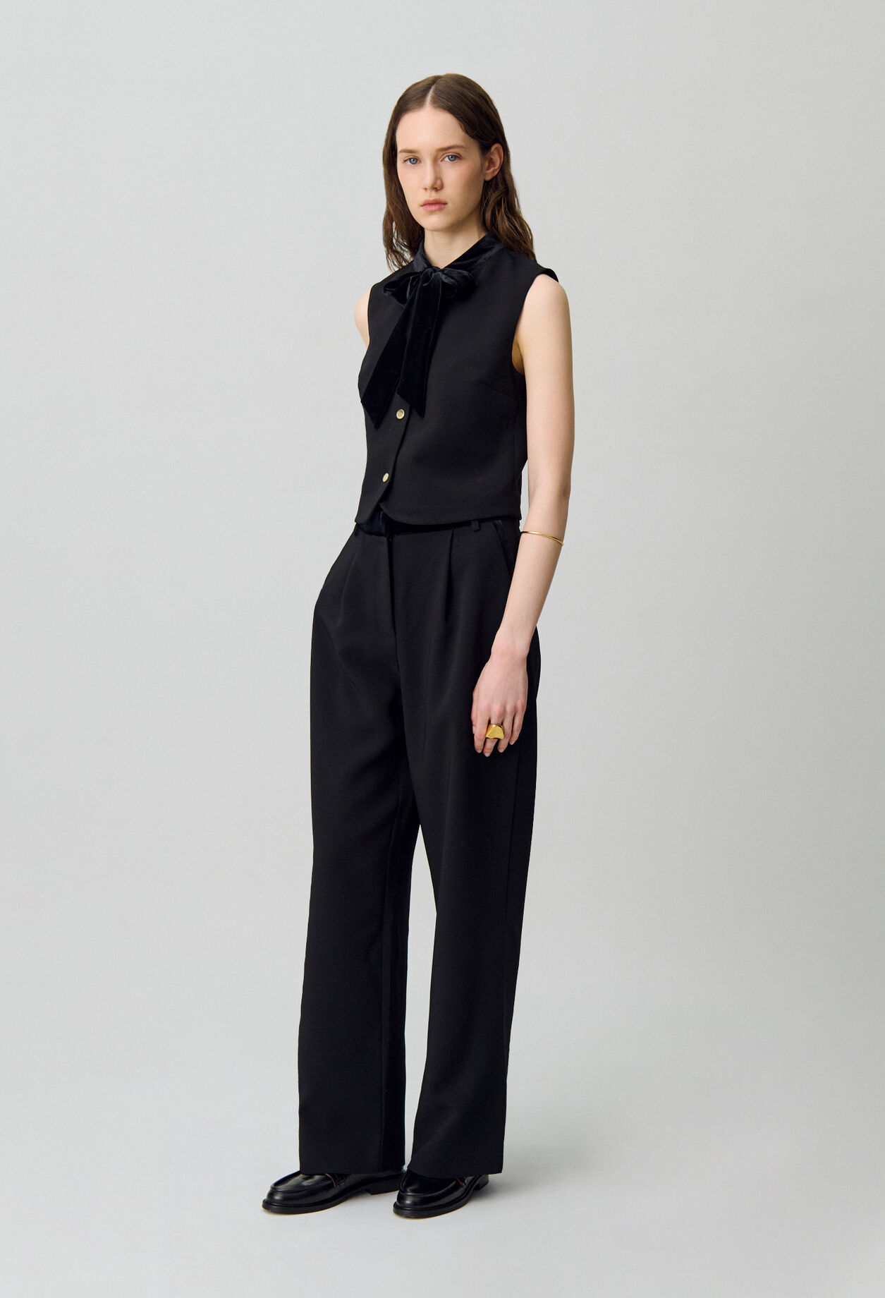 Bluse mit Schluppenkragen