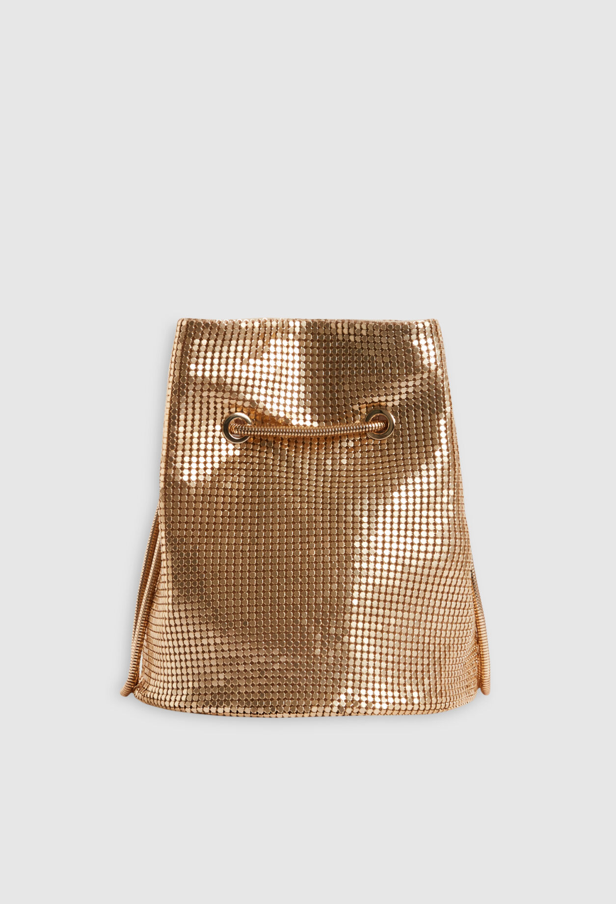 Tasche aus goldfarbenem Metallgeflecht