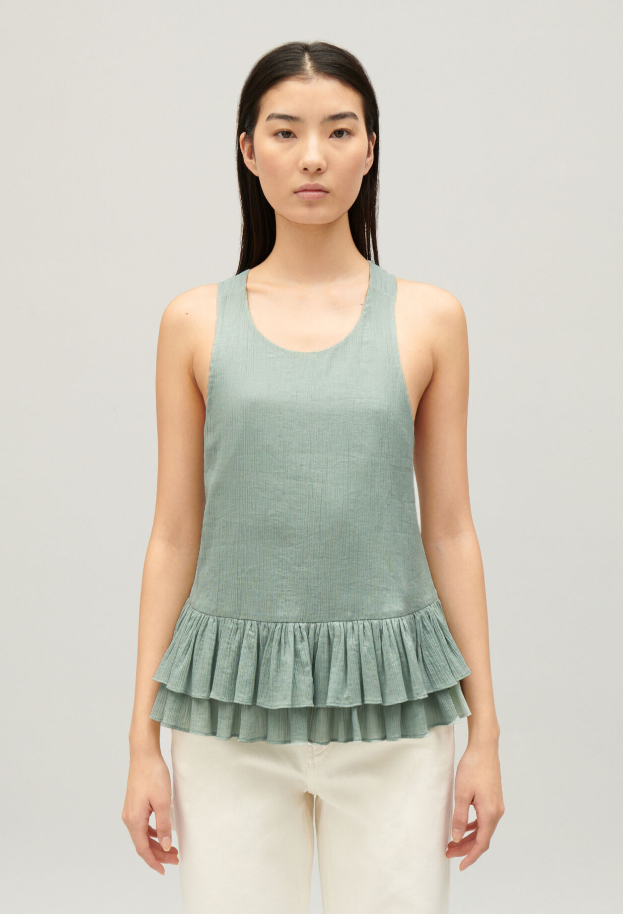 Kurzes Top mit Volantbesatz