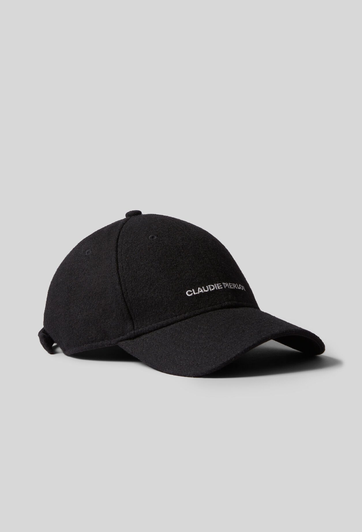 Schwarzes Cap mit Claudie Pierlot-Logo