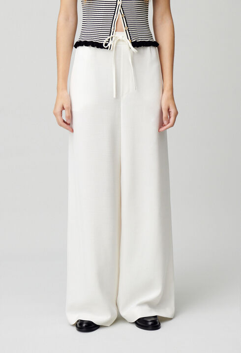 Elastische, fließende Hose