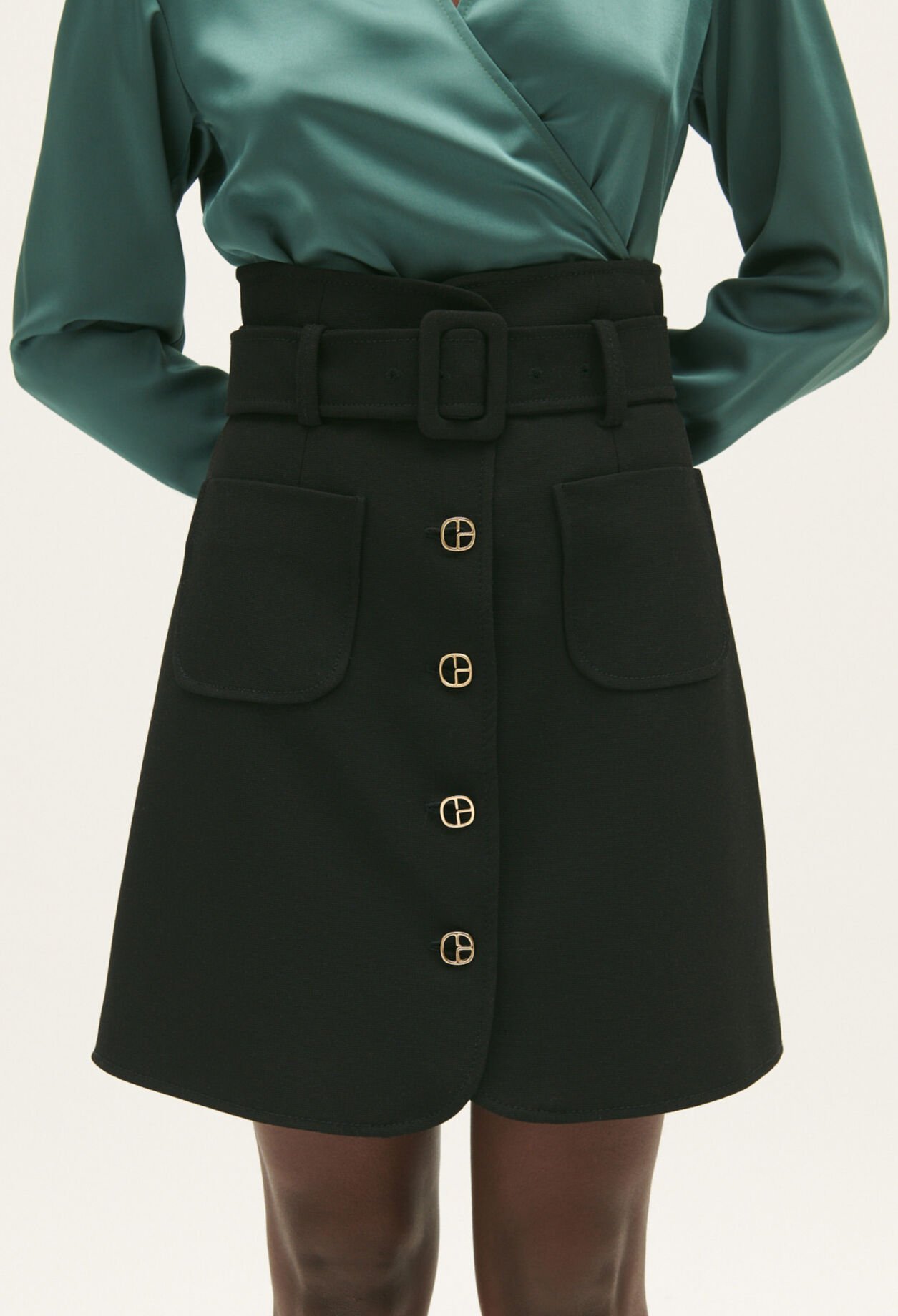 Kurzer schwarzer Rock