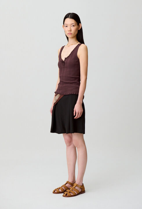 Pointelle-Stricktop mit Volant