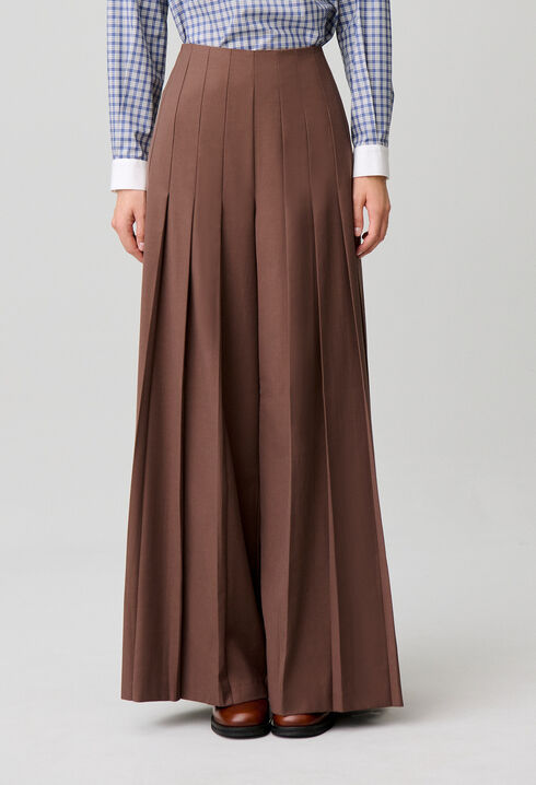 Weite Hose mit geradem Schnitt