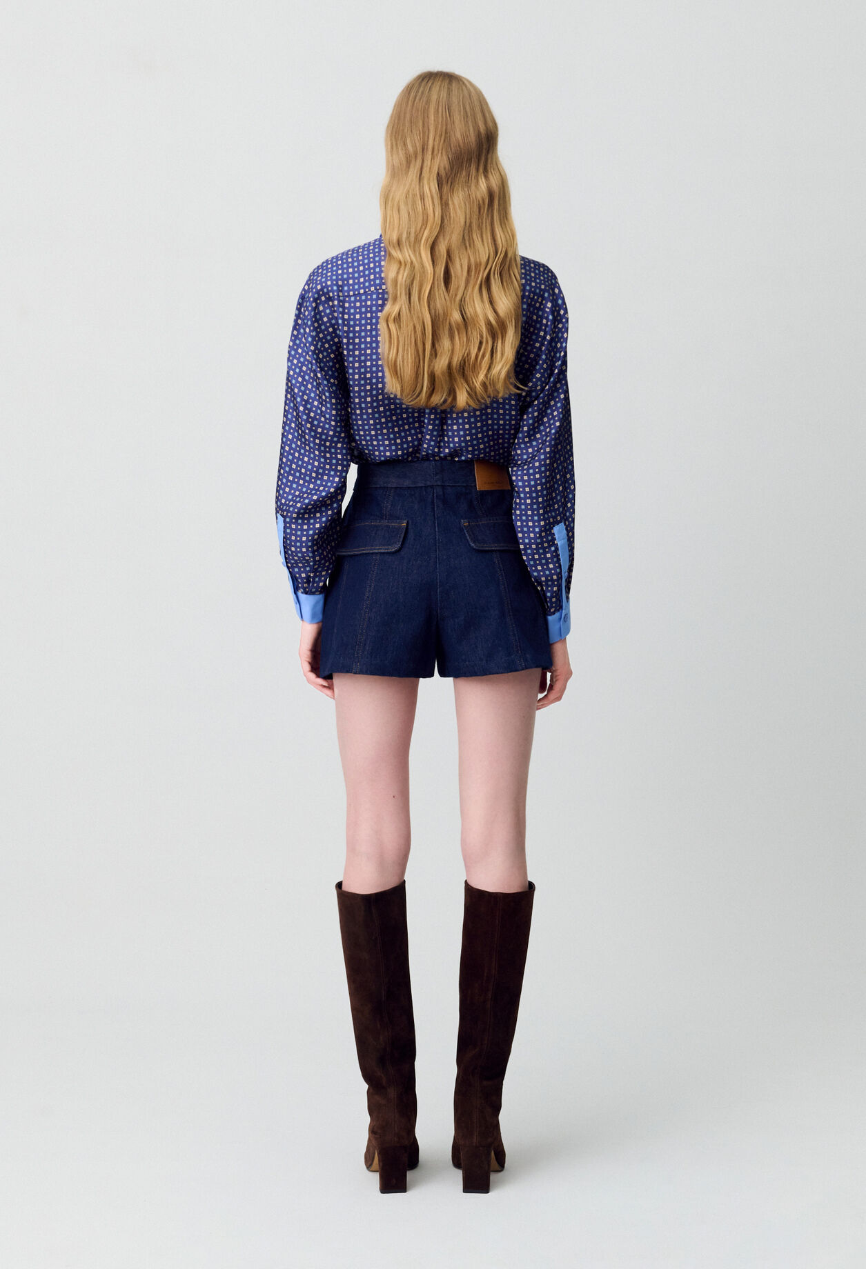 Kurze Jeans-Shorts in Raw Denim