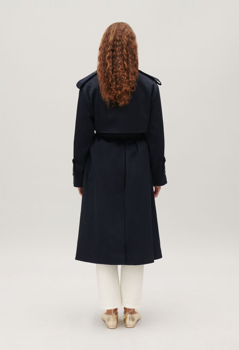 Langer, marineblauer Trenchcoat