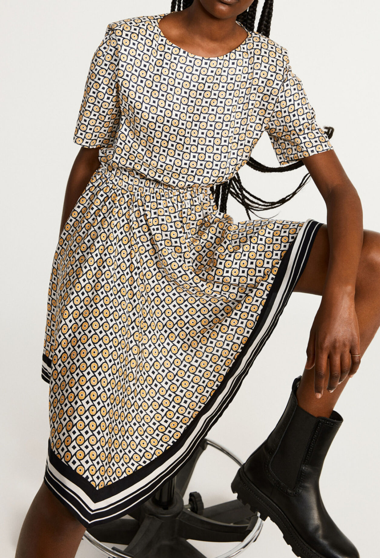Kurzes Kleid