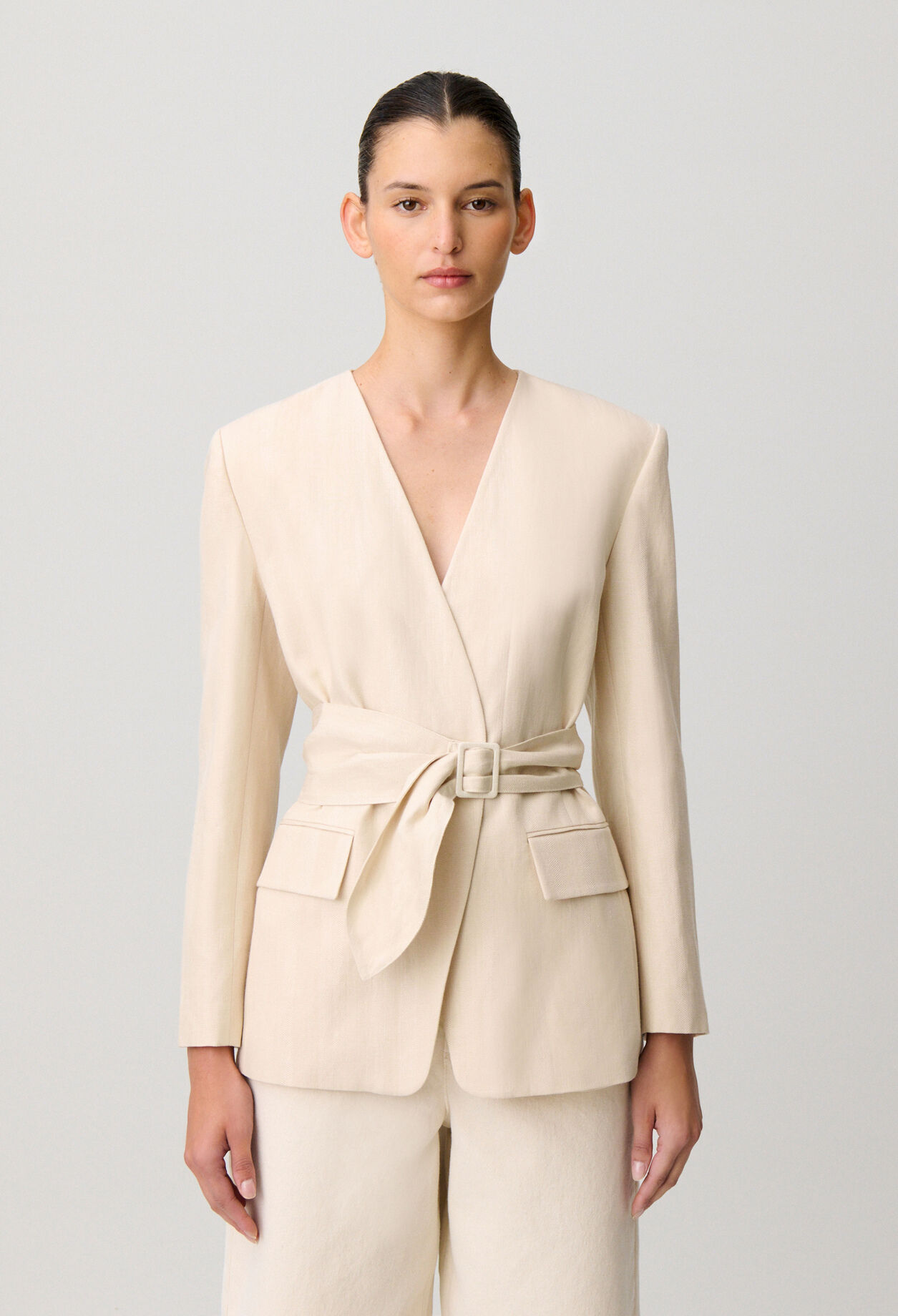 Taillierte Jacke mit Kimono-Kragen