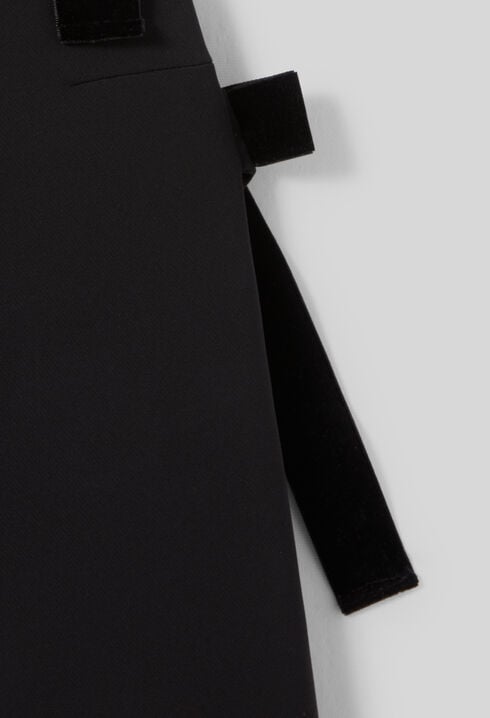 Kurzes Samtkleid