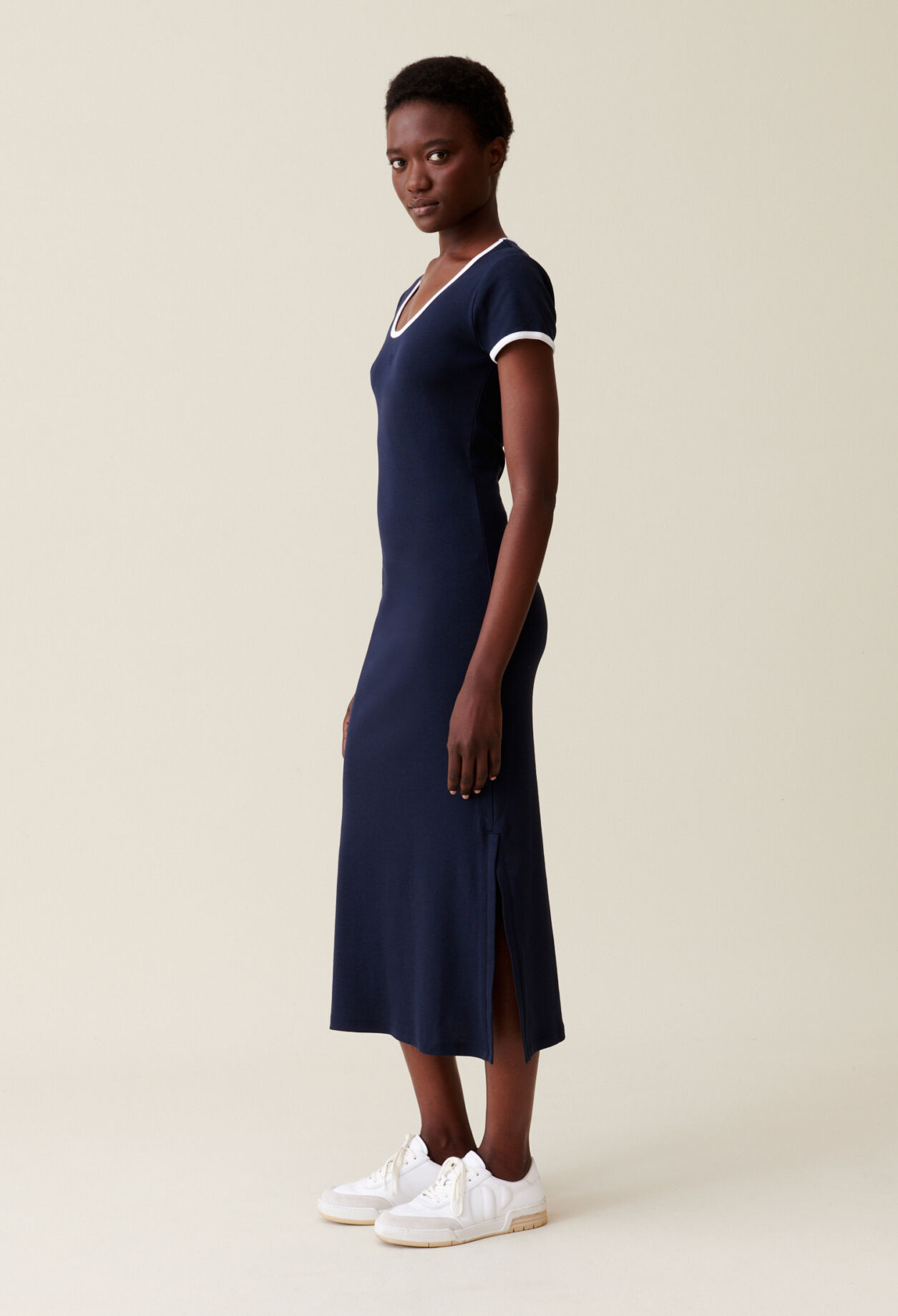 Körpernahes langes Kleid