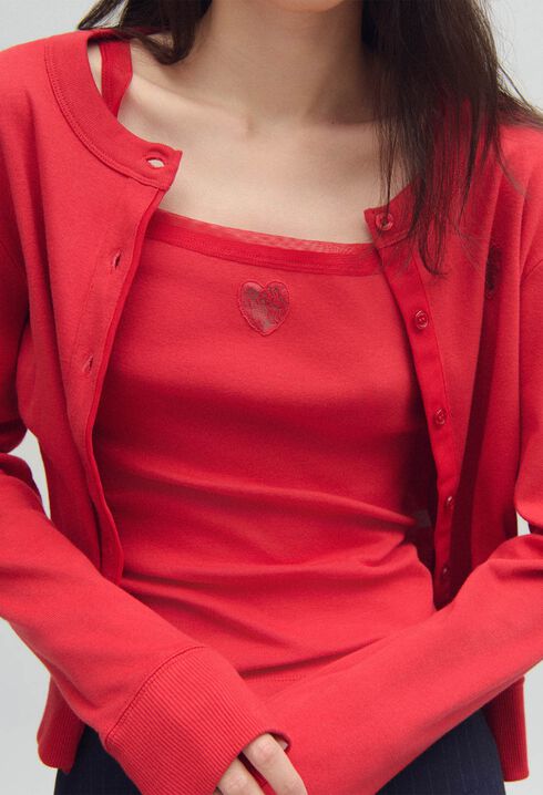 Rotes Baumwoll-Top mit Spitzenherz