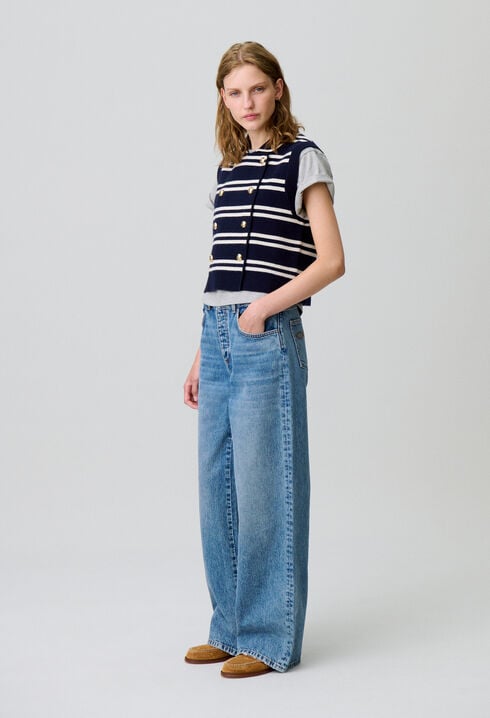 Ärmellose gestreifte Strickjacke