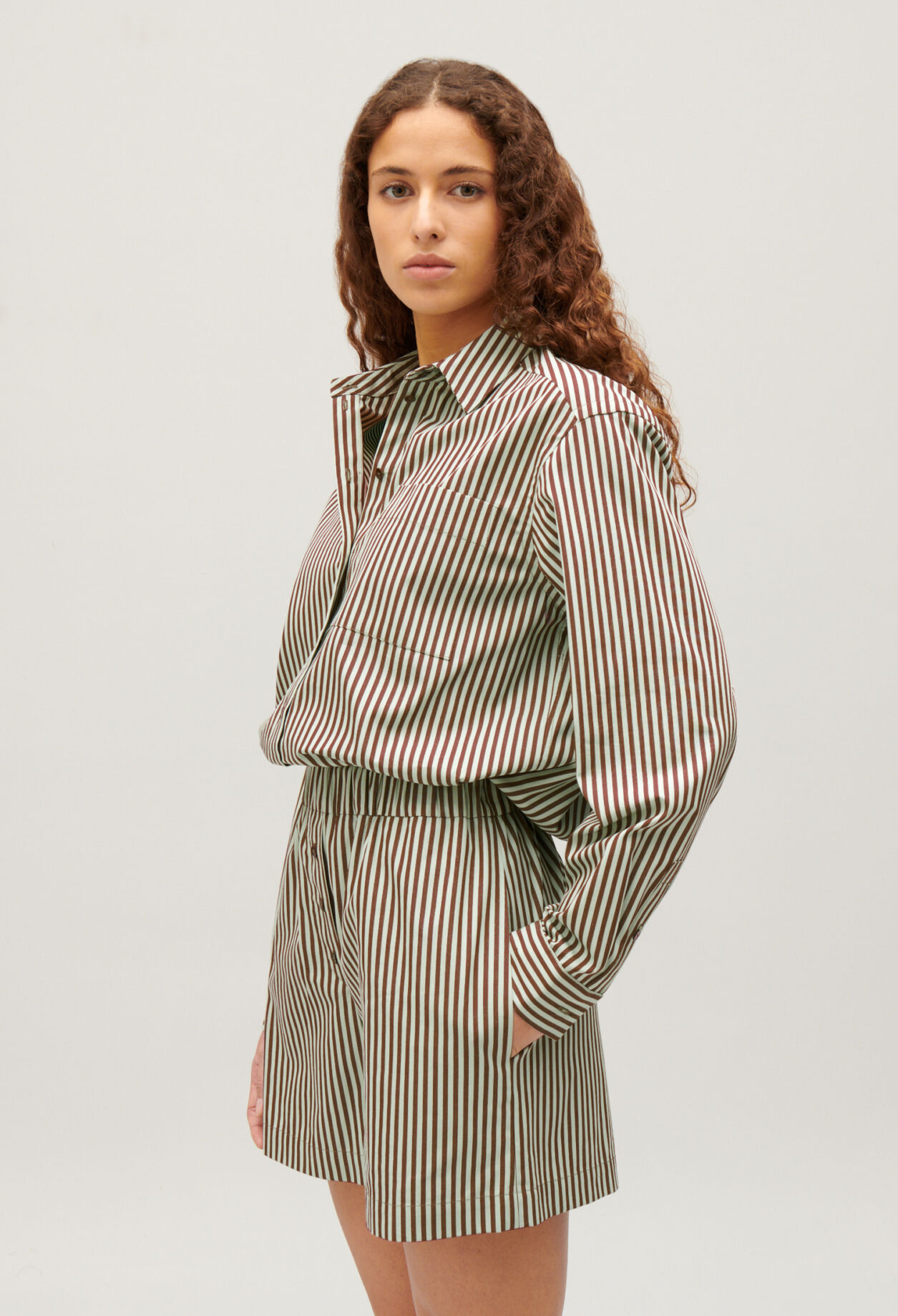 Hemdbluse mit Streifen-Design Grün