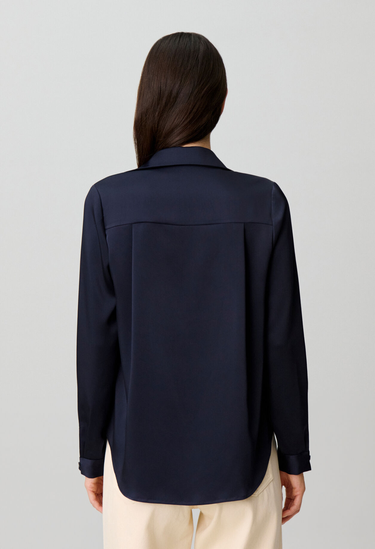 Gerade Bluse mit Falten