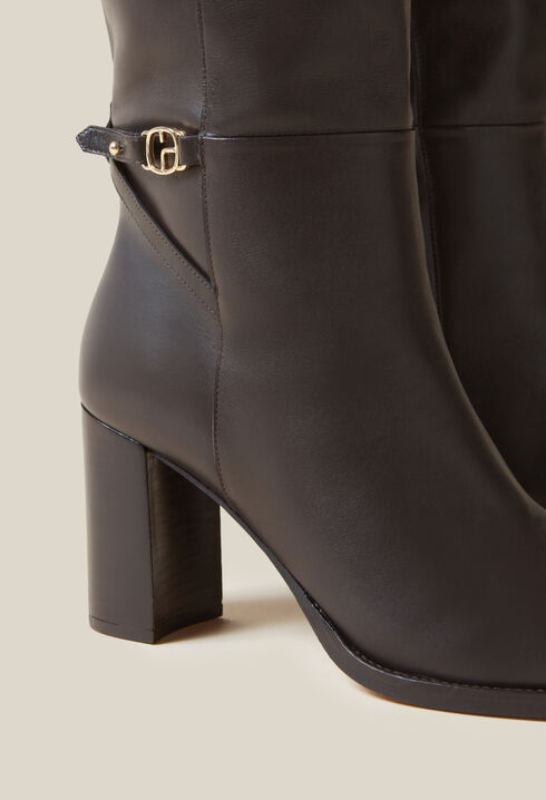 Lacklederstiefel mit CP-Logo