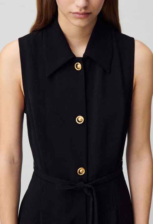 Ärmelloses kurzes Kleid