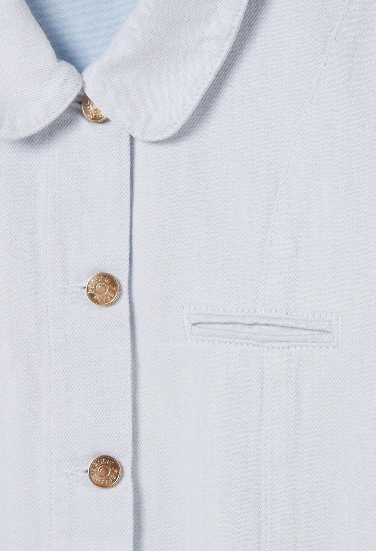 Kurzes Jeanskleid mit Falten