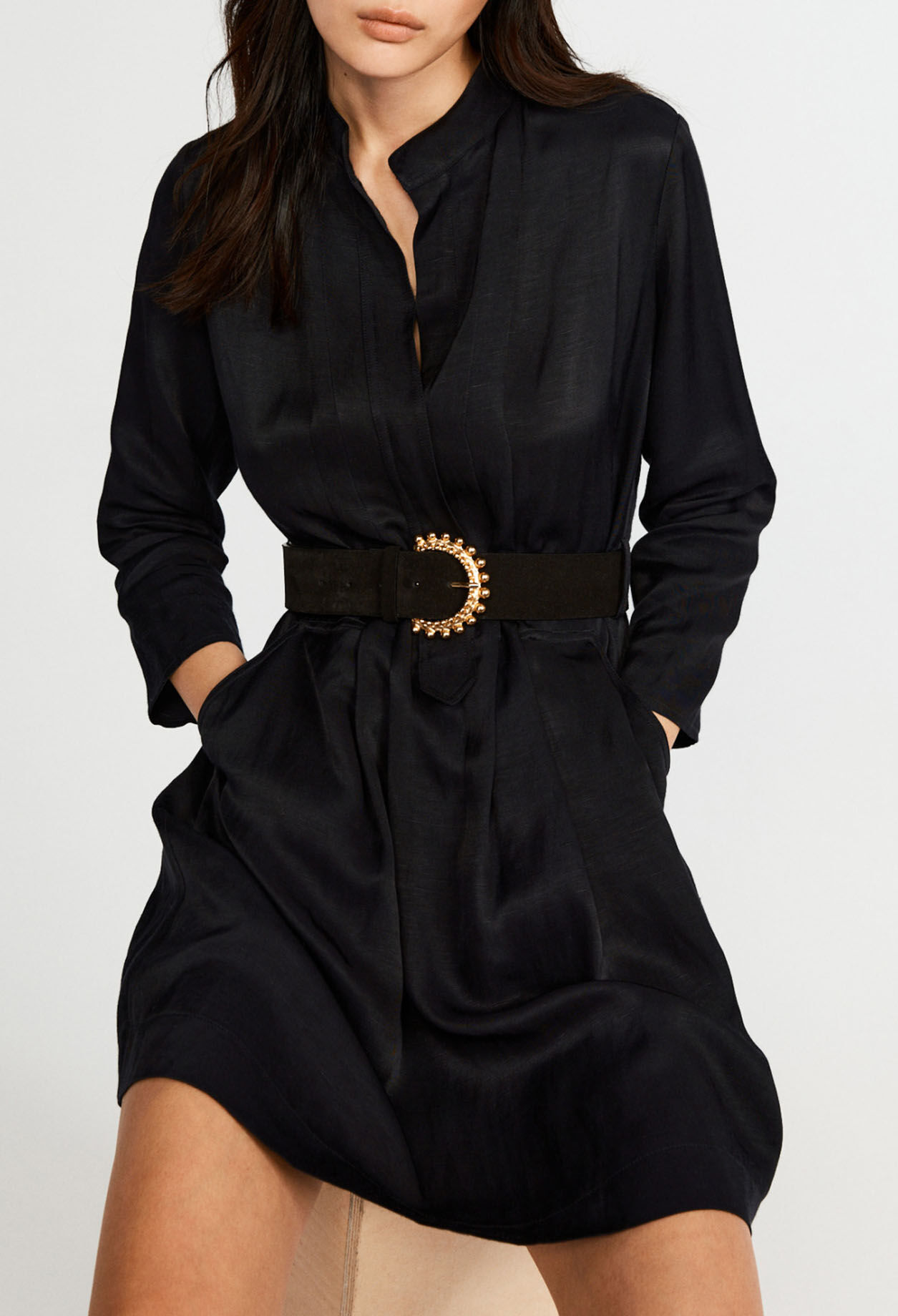 Gegürtetes Midi-Kleid
