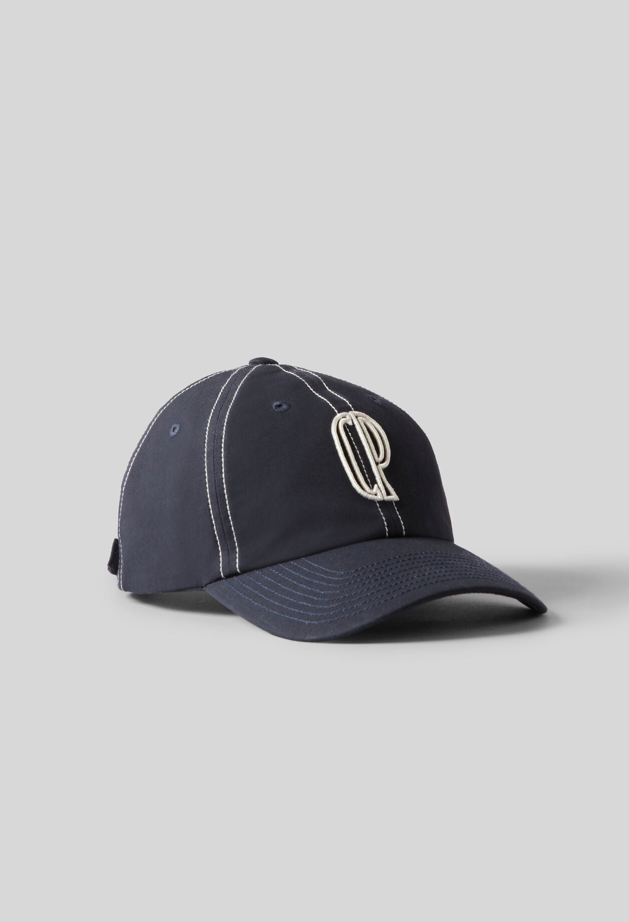 Cap mit gesticktem CP-Monogramm