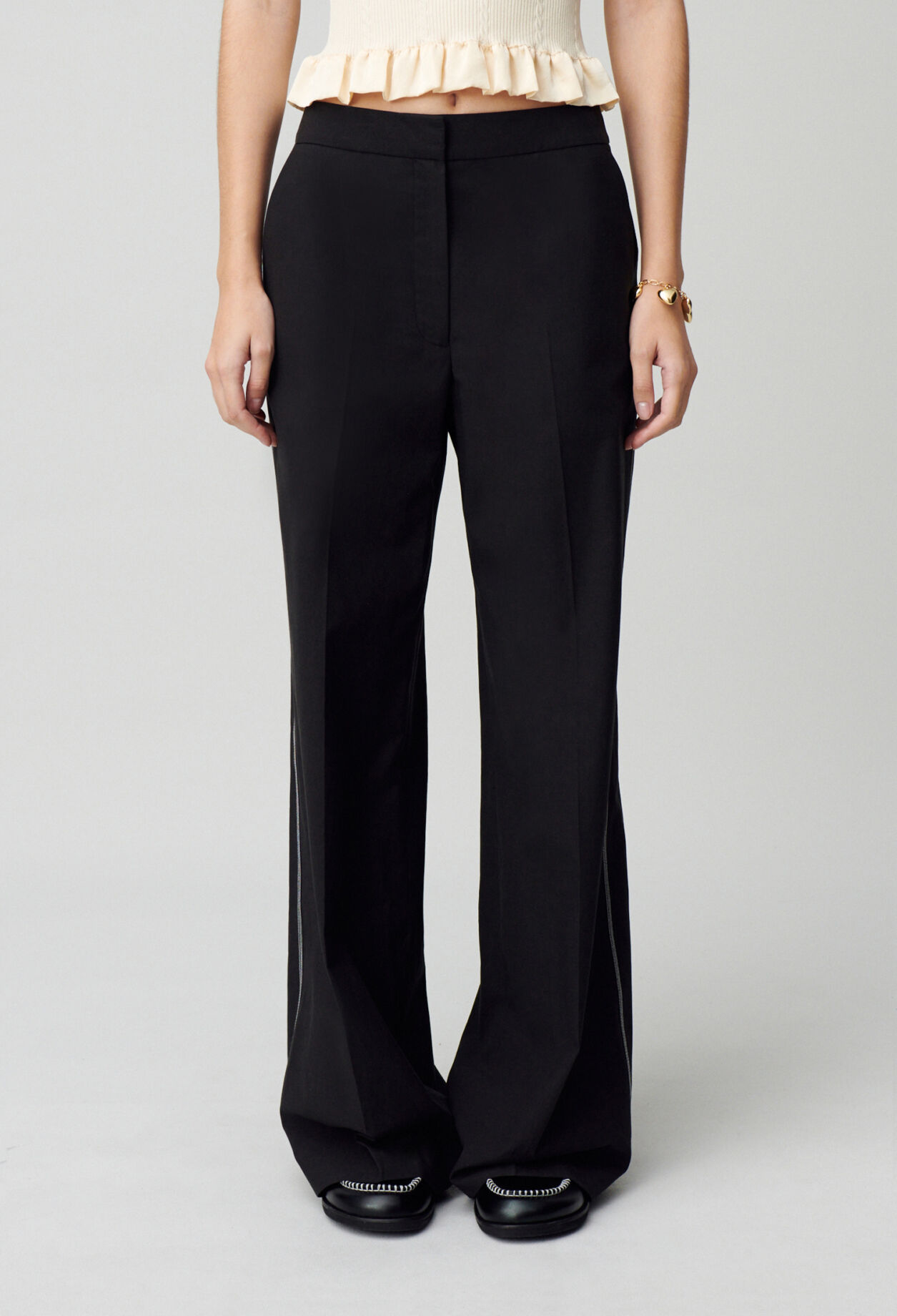 Weit geschnittene Hose