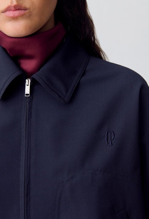 Übergroße Reißverschlussjacke