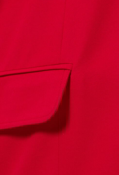 Figurbetontes kurzes Kleid