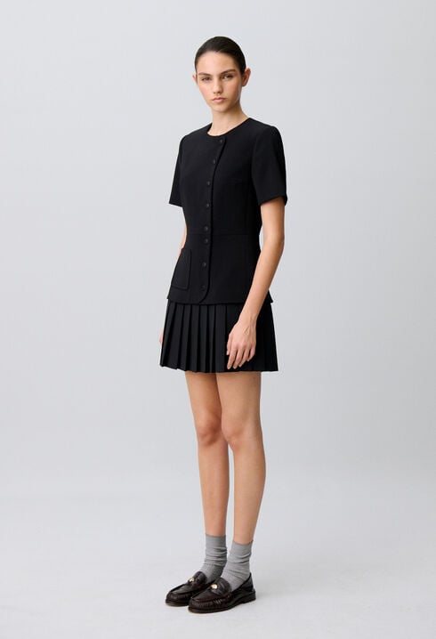 Kurzes Kleid, Plissee-Sch&ouml;&szlig;chen