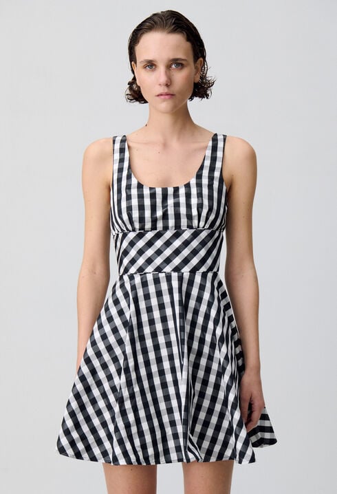 Kurzes Skaterkleid