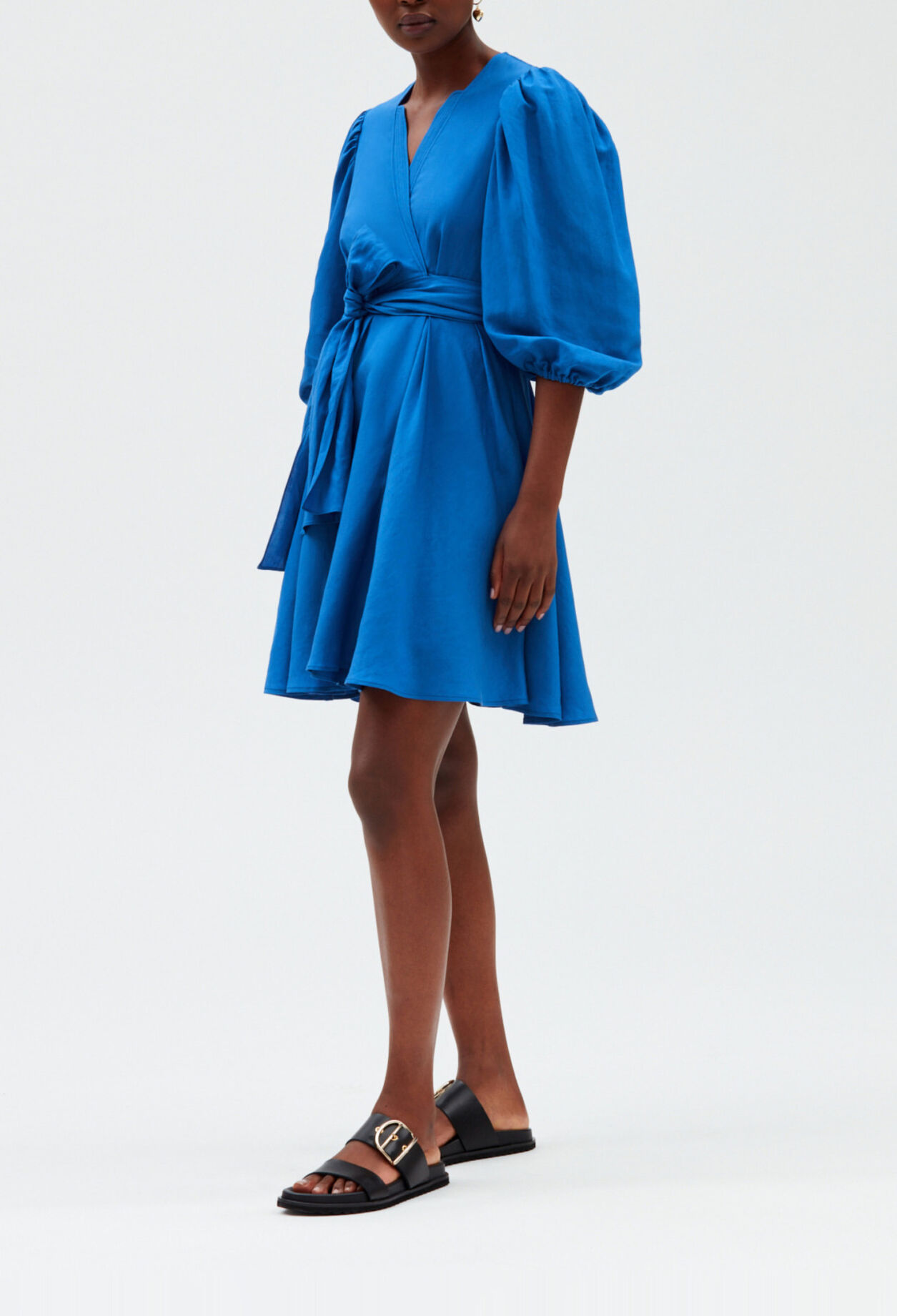 Kurzes Wickelkleid
