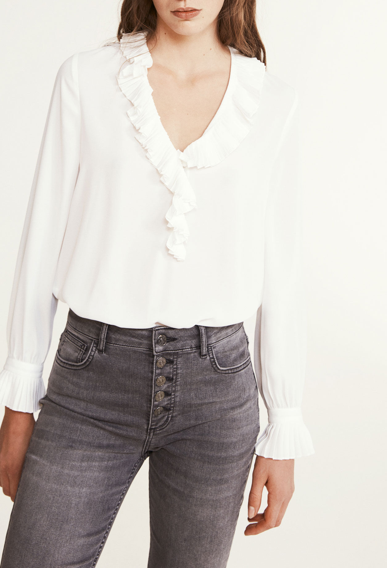 Bluse mit Faltenkragen