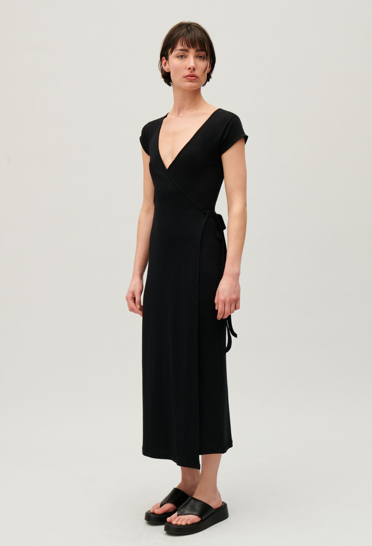 Kleid wickeloptik schwarz