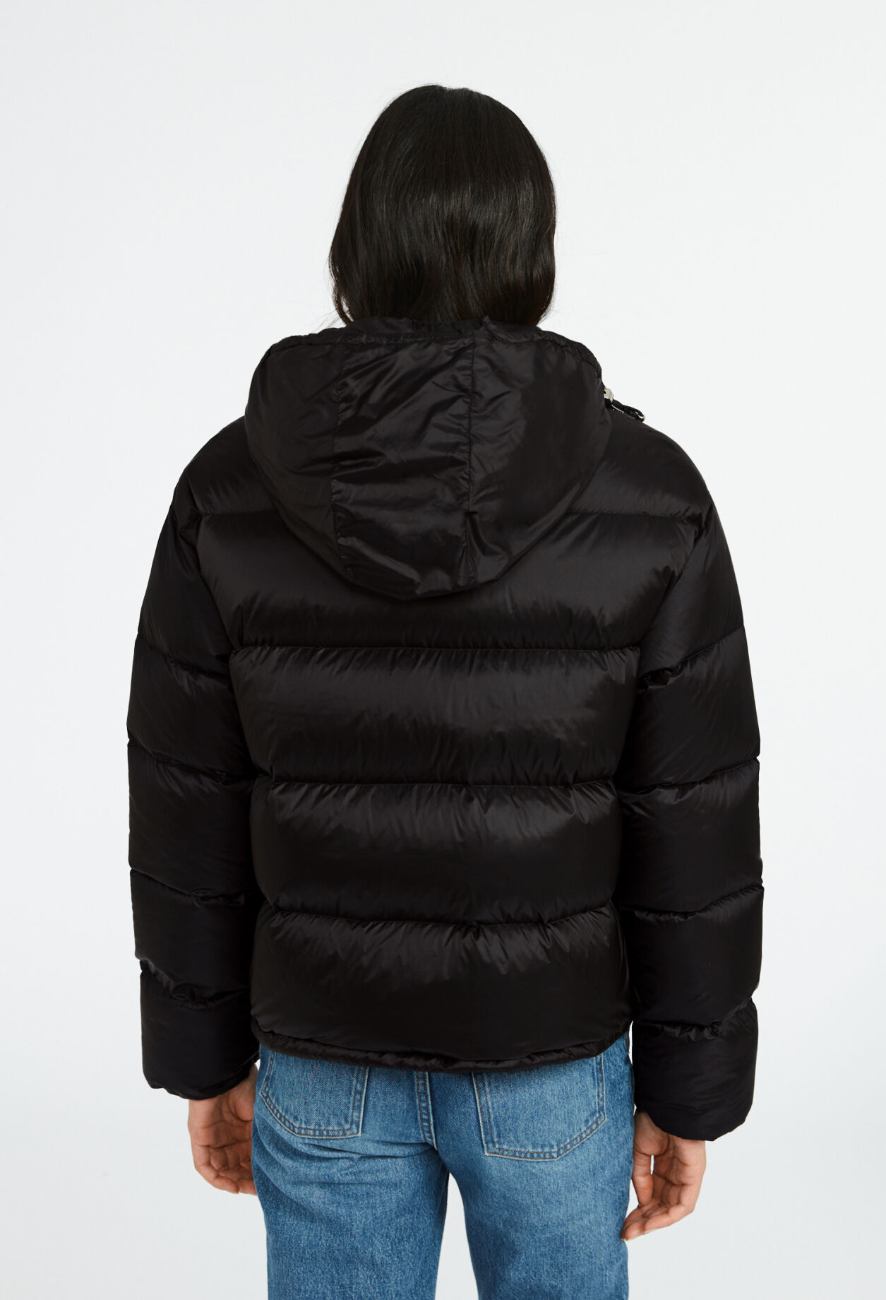 Wattierte Daunenjacke mit Kapuze