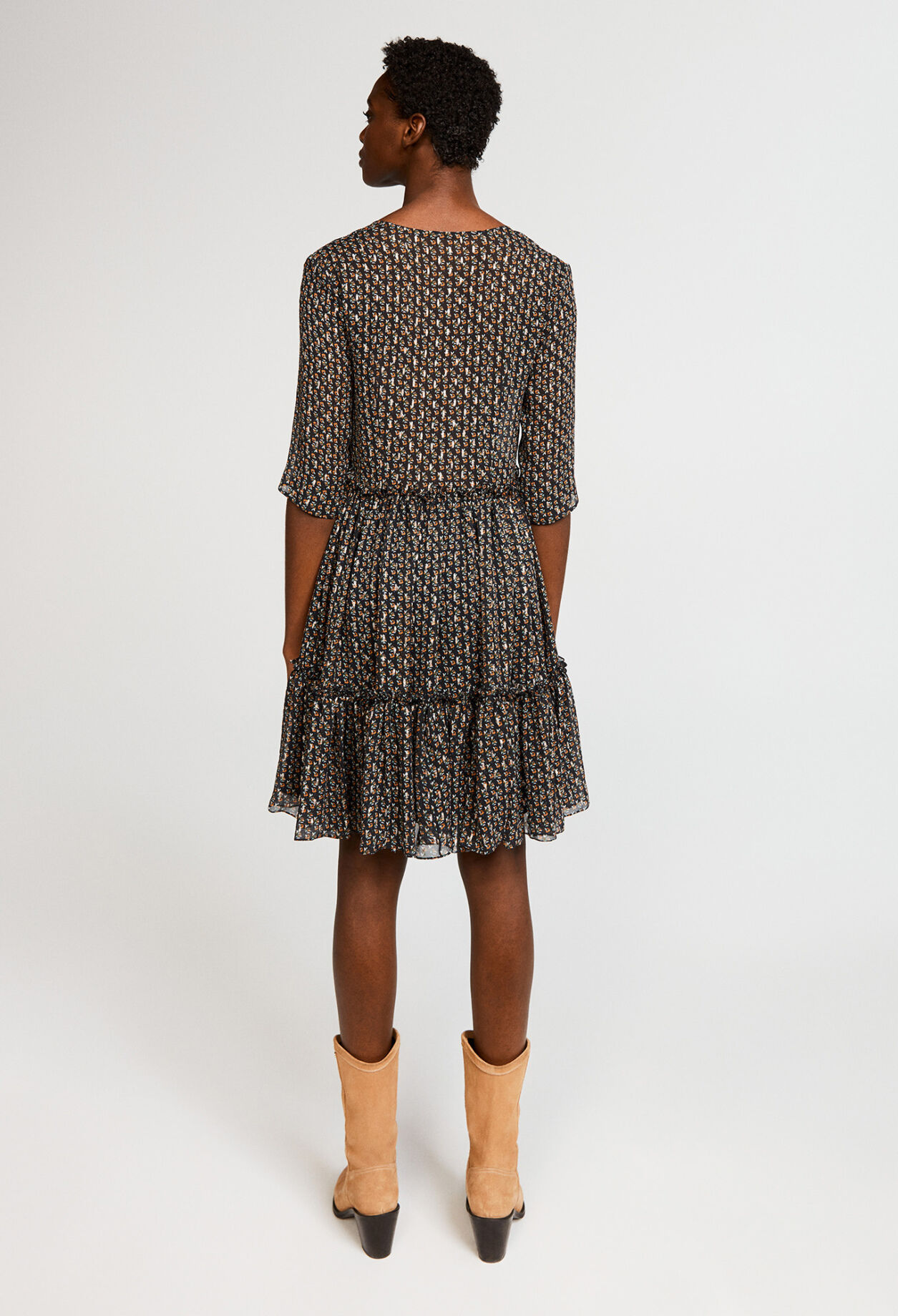 Kleid mit Volants