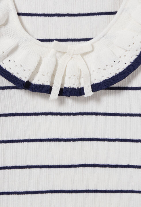 Gestreifter feiner Strickpullover