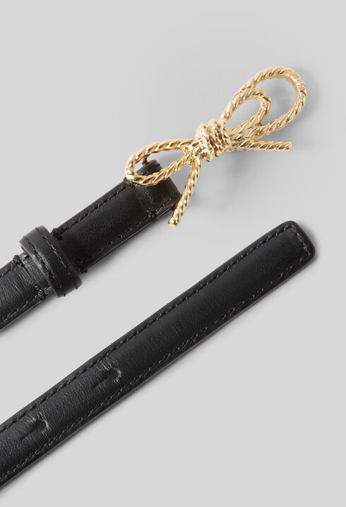 Ledergürtel mit Knoten