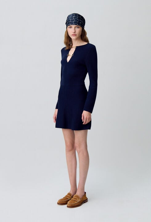 Tailliertes Strickkleid
