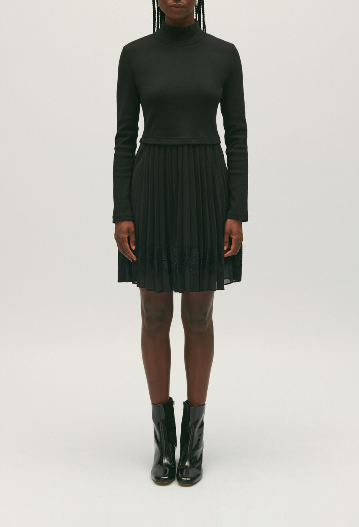 Kurzes plissiertes Kleid Twist schwarz 