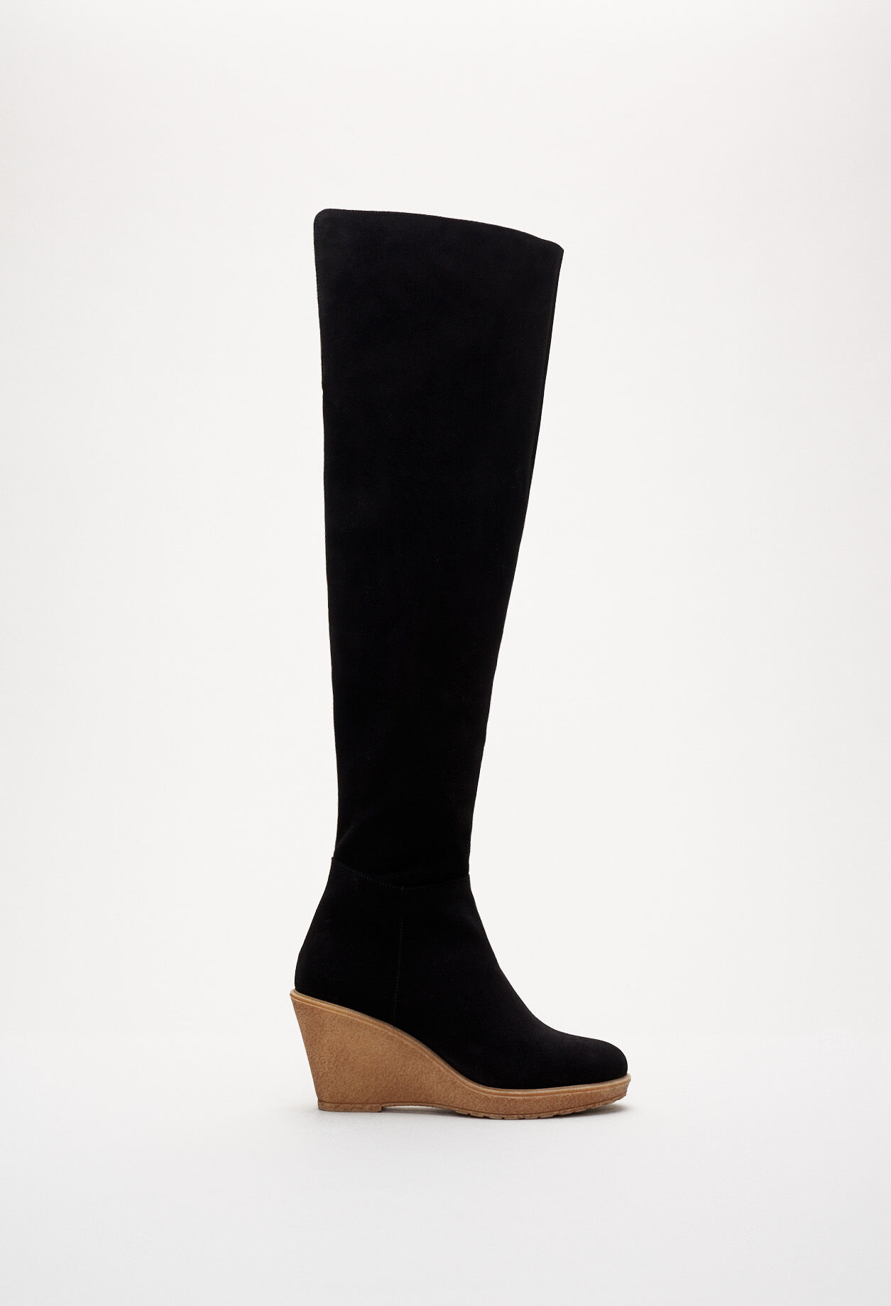 Overkneestiefel mit Plateausohlen