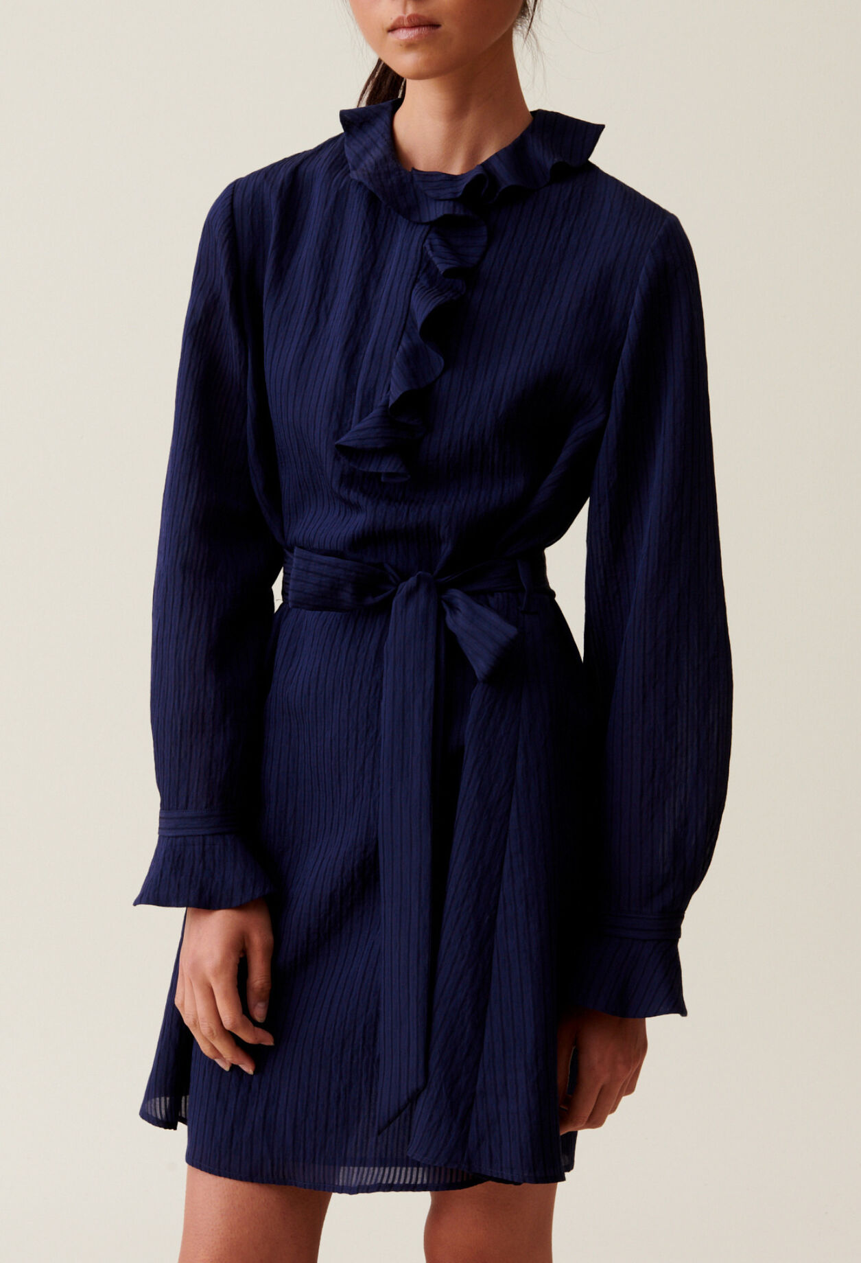 Gestreiftes Kleid R&uuml;schen Blau