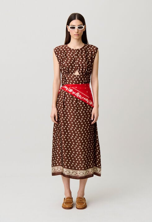 Langes bedrucktes Kleid