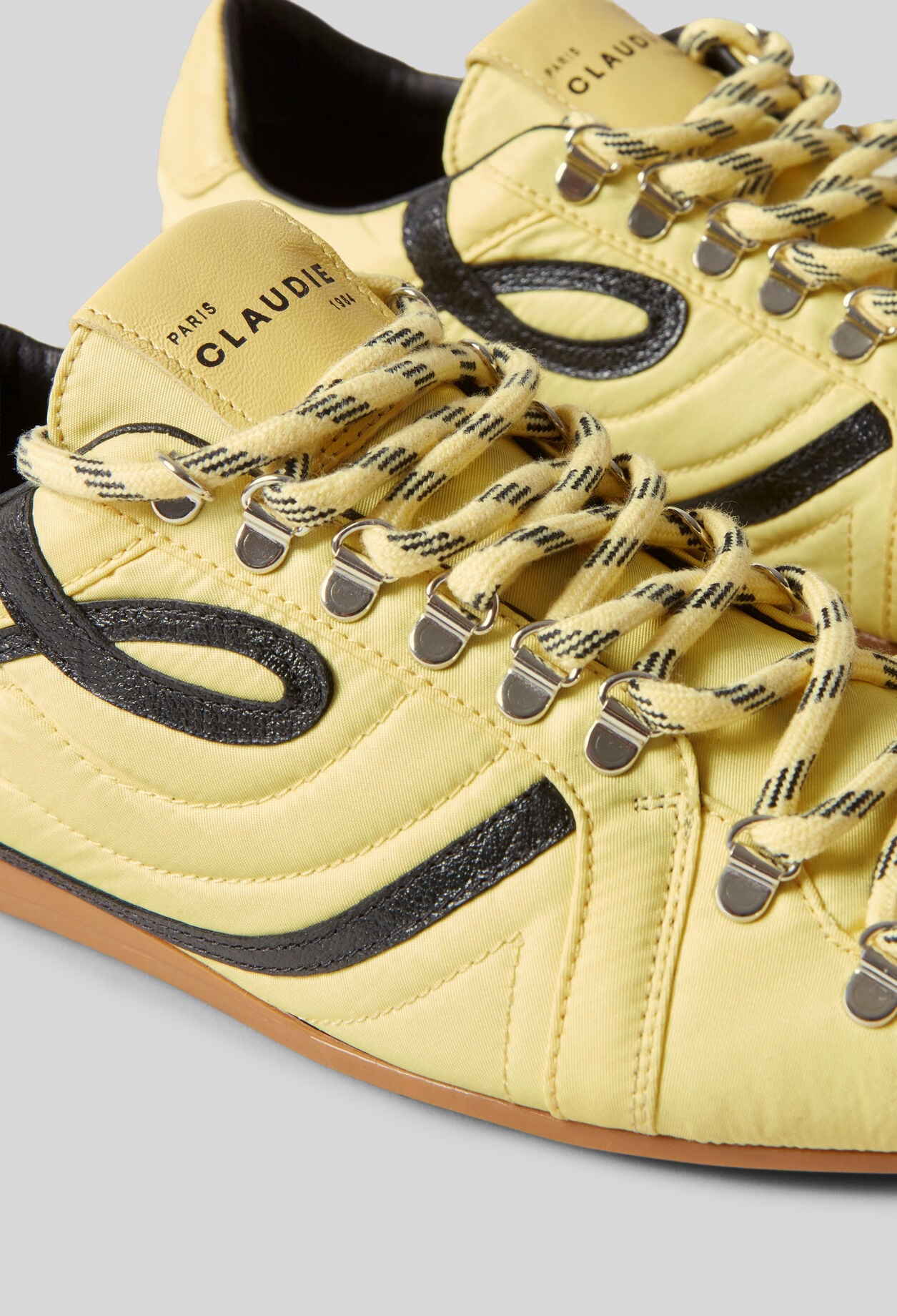 Swing Sneakers