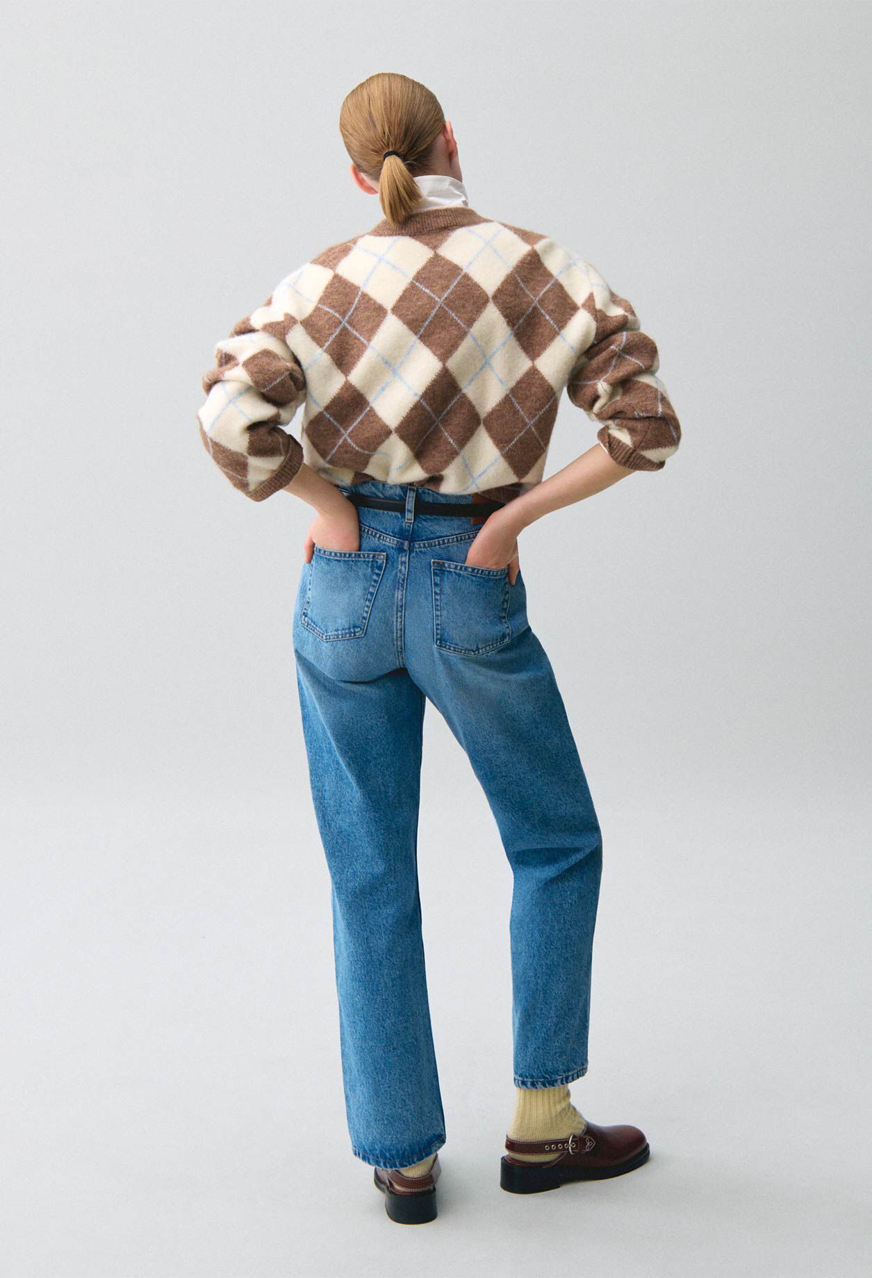 Mehrfarbiger gerader Pullover