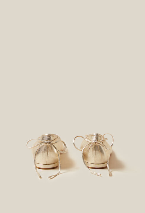 Goldfarbene Leder-Ballerinas